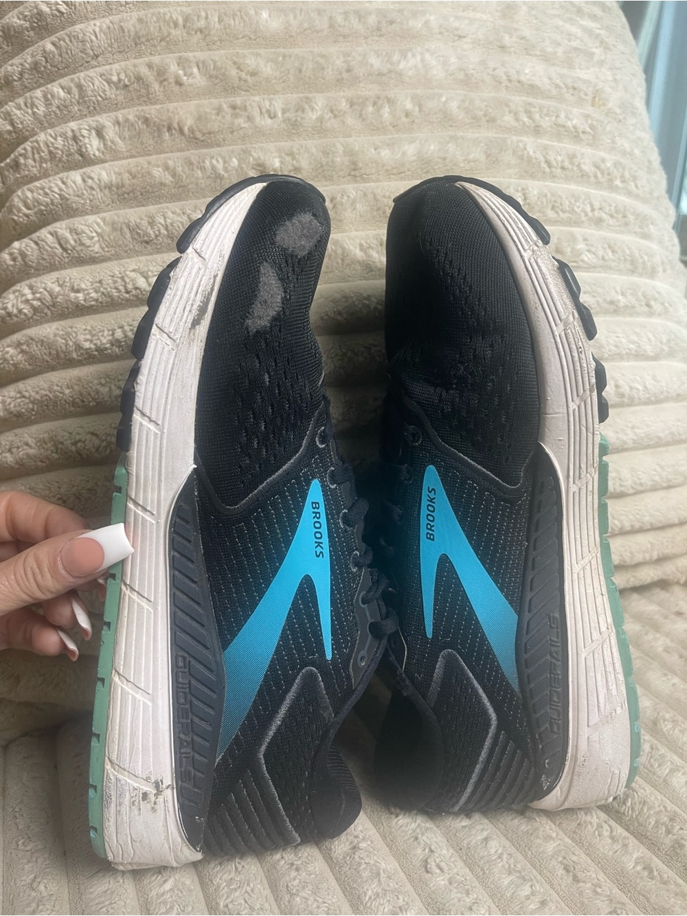 Brooks Ariel 20 Women's Black Blue Running Shoes Size 10 - Picture 5 of 9